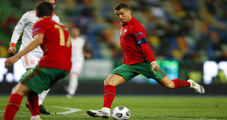 皇家比拉尔vs拉费雷尔直播_实时高清皇家比拉尔vs拉费雷尔直播_免费皇家比拉尔vs拉费雷尔直播在线直播-24直播